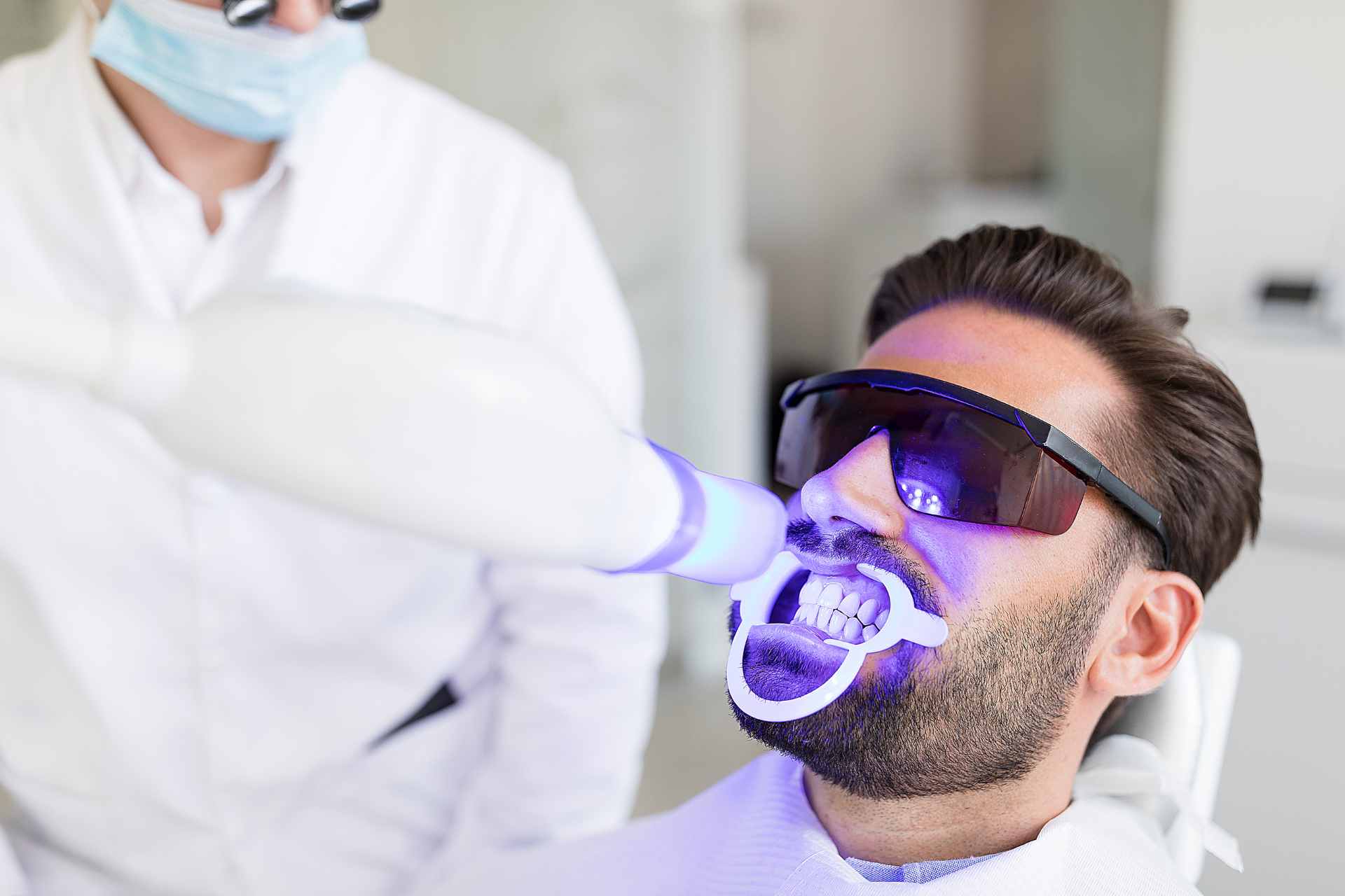6 najpopularniejszych zabiegów stomatologicznych i jak mogą poprawić twoje zdrowie jamy ustnej